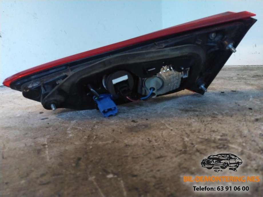 Baklykt venstre indre til Toyota Yaris 2014-2020 (Type III, Fase 2)  