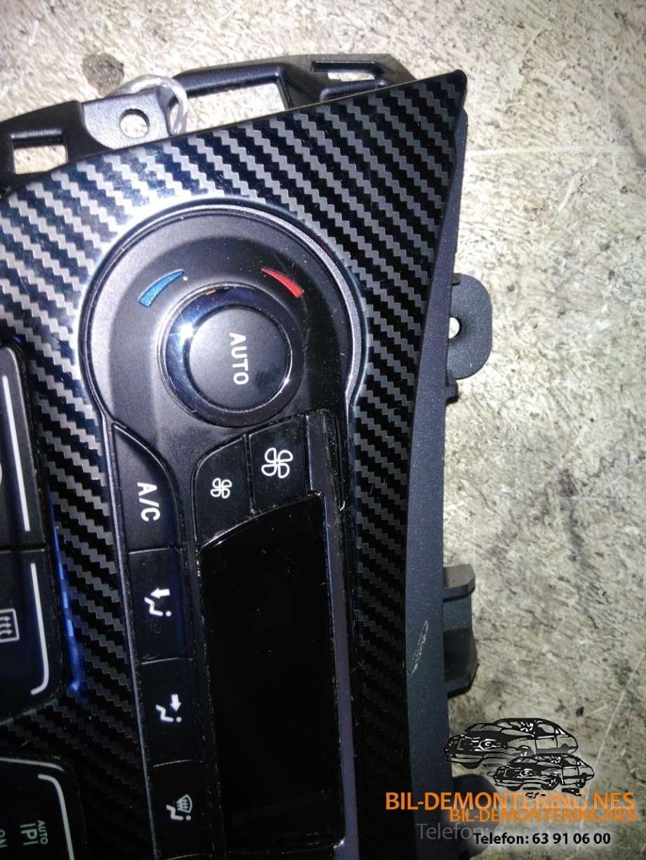 Varmeapparat betjening til Ford Focus 2011-2014 (Type III, Fase 1)  (BM8T18C612CL|WK3A28854|)