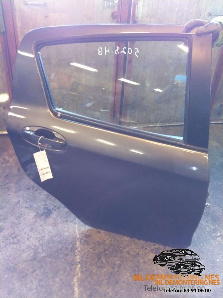 Dørhengsel høyre bak til Toyota Yaris, 2012-2014 (Type III, Fase 1)  
