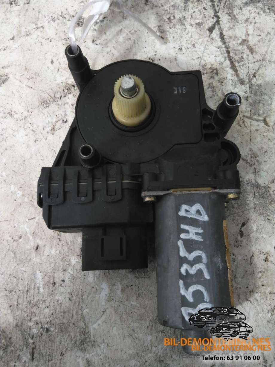 Ruteheis, kun motor, høyre bak til Audi A6, Allroad 2000-2005 (Type I) (C5) (C5) 
