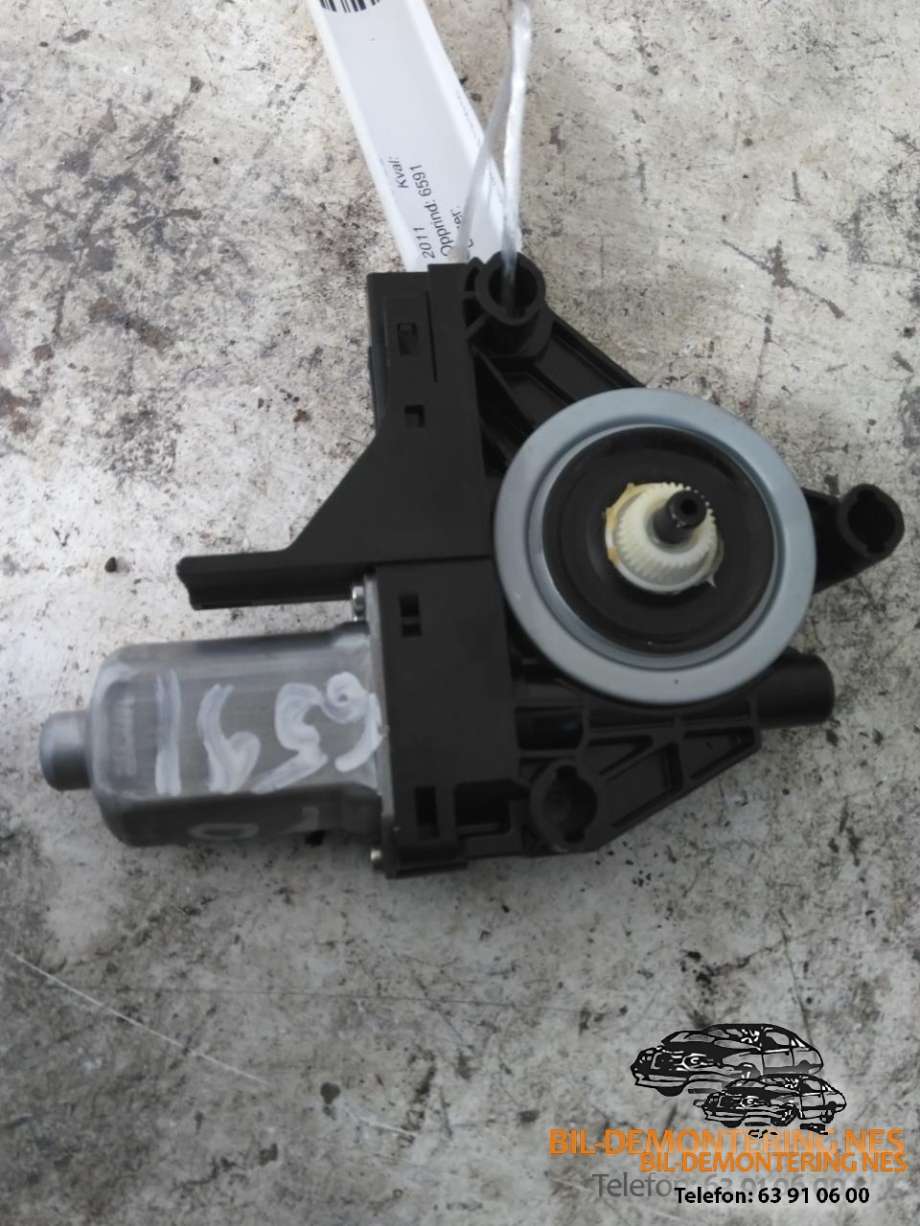Ruteheis, kun motor, venstre bak til Volvo V70 2007-2013 (Type III, Fase 1)  (110823966264102|)