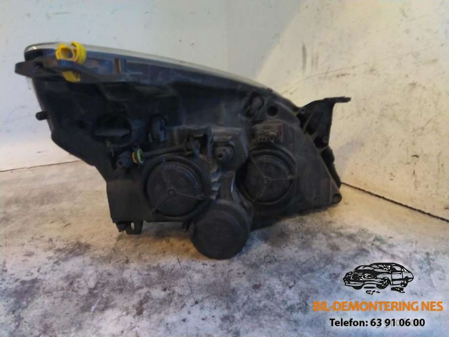 Frontlykt venstre halogen til Opel Vectra C 2005-2008 (Type II)