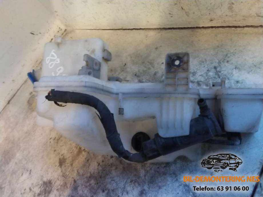 Spylertank til VW Touran 2007-2010 (Type I, Fase 2)  