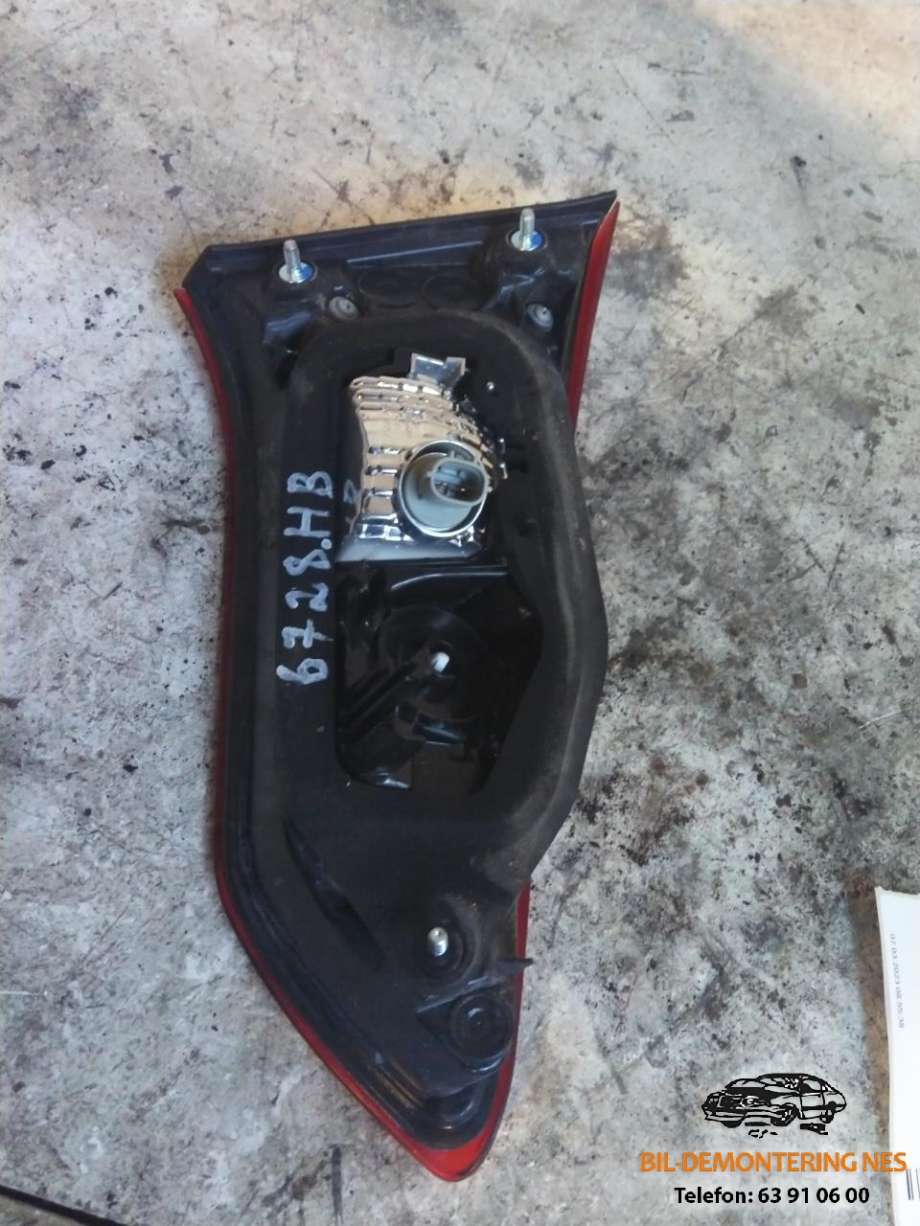 Baklykt høyre indre til Toyota Yaris 2014-2020 (Type III, Fase 2)  