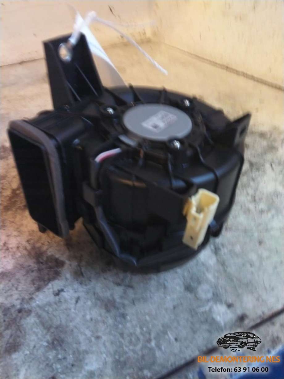 Varmeapparat motor til Toyota Yaris 2014-2020 (Type III, Fase 2)  (G923052040|)