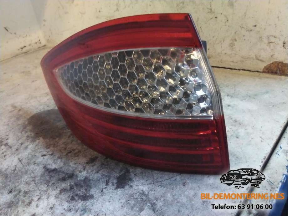 Baklykt venstre ytre til Ford Mondeo, 2007-2010 (Type IV, Fase 1)  