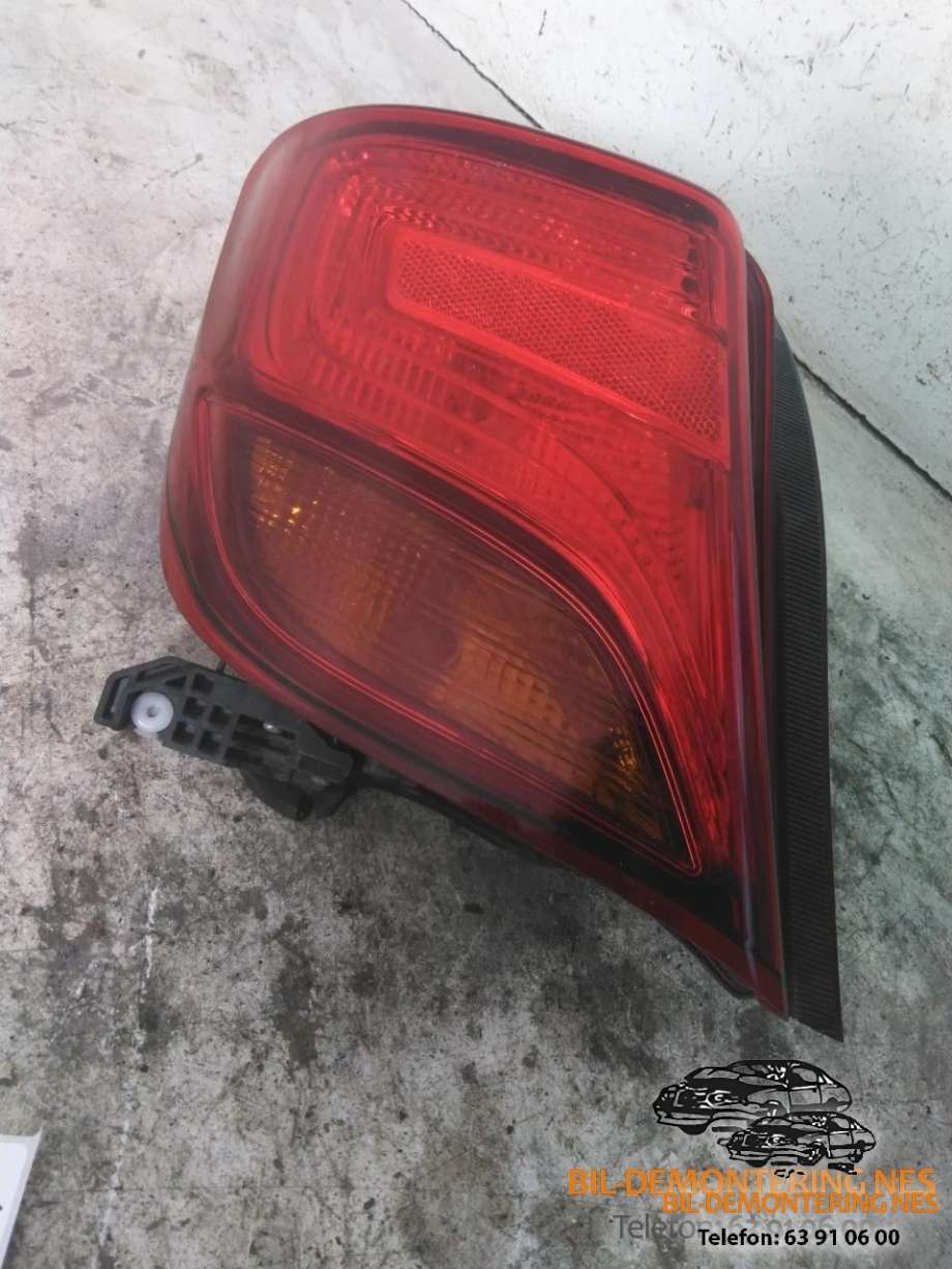 Baklykt venstre til Toyota Yaris, 2012-2014 (Type III, Fase 1)  