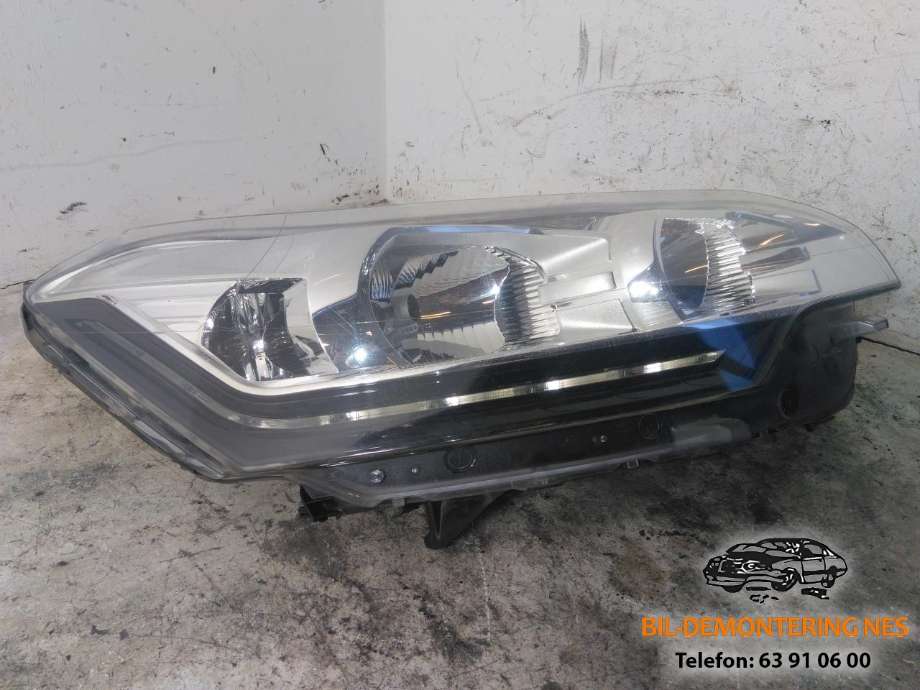 Frontlykt høyre halogen til Citroën C5 2008-2017 (Type II)  