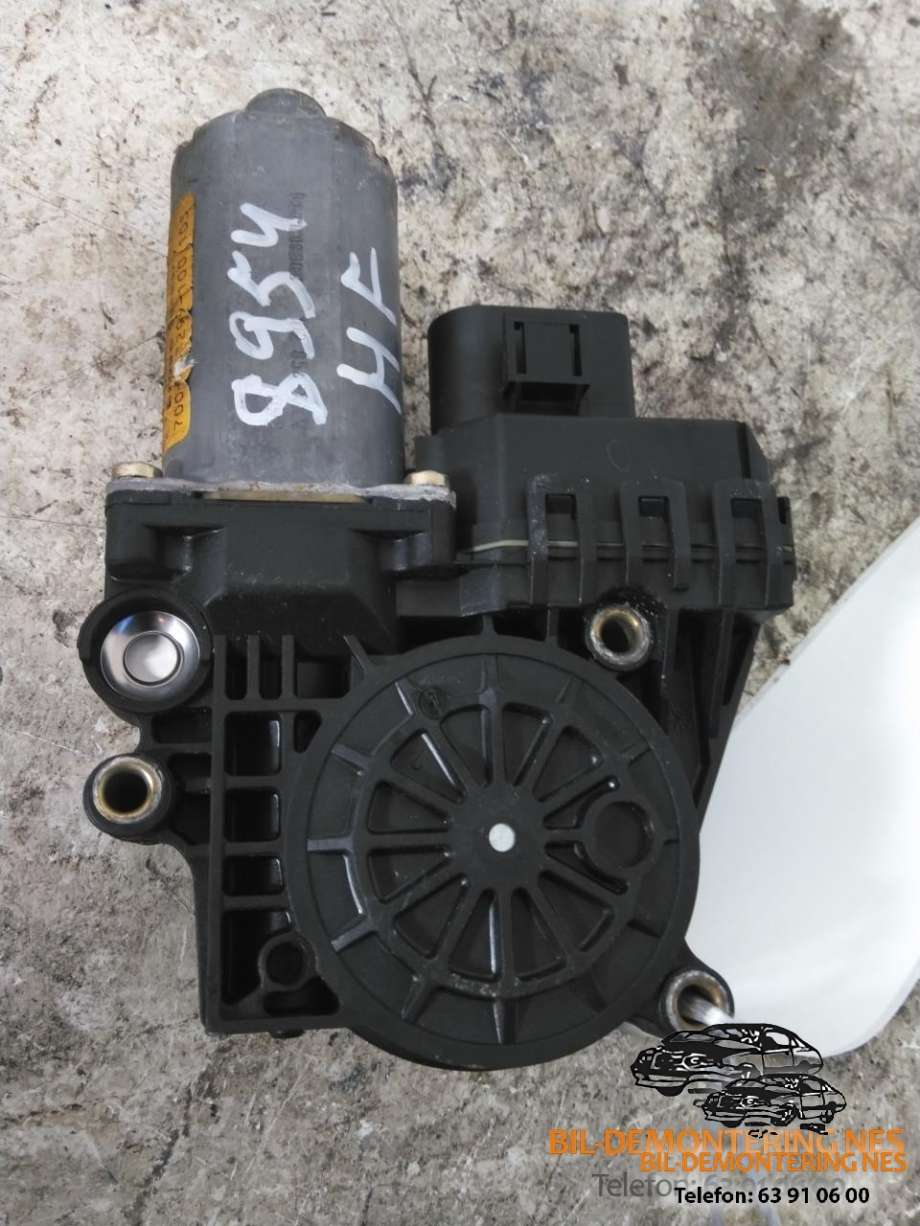 Ruteheis, kun motor, høyre foran til Audi A6, Allroad 2000-2005 (Type I) (C5) (C5) (450959802D|)