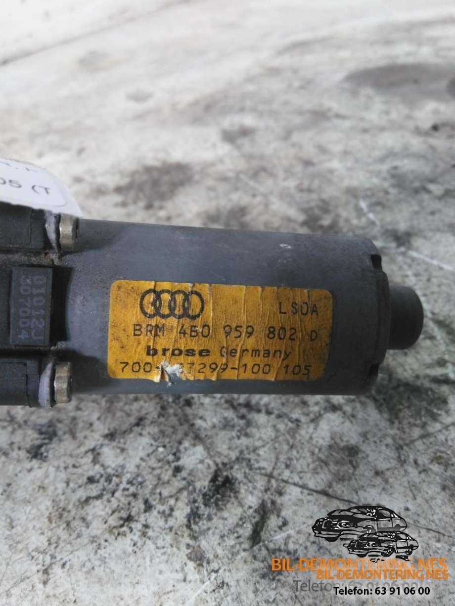 Ruteheis, kun motor, høyre foran til Audi A6, Allroad 2000-2005 (Type I) (C5) (C5) (450959802D|)