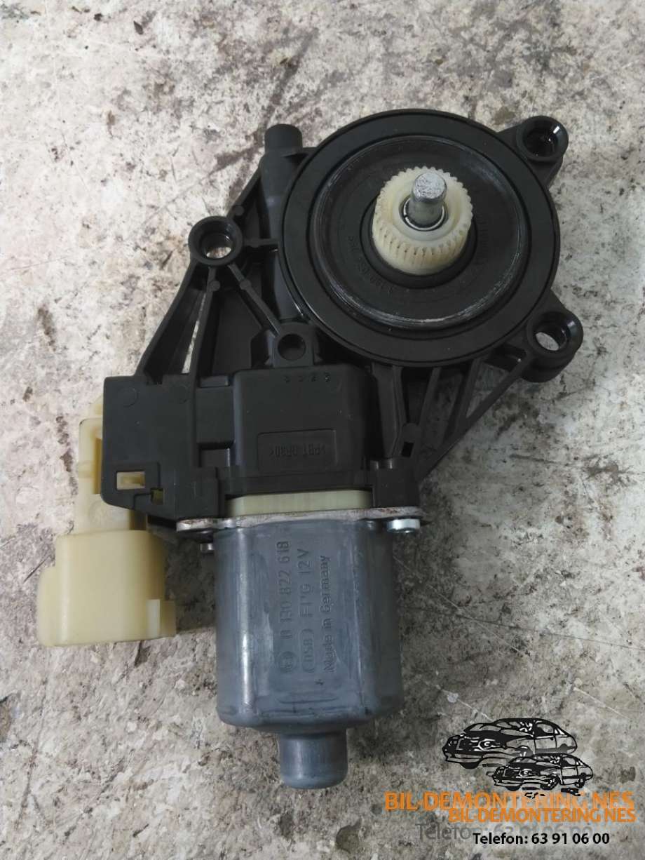 Ruteheis, kun motor, venstre foran til Ford Fiesta, 2013-2017 (Type VI, Fase 2)  (0130822618|)