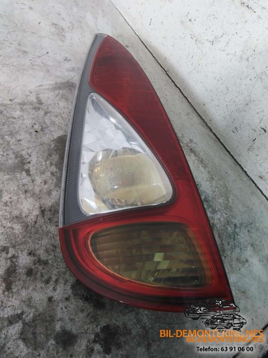 Baklykt venstre til Toyota Yaris Verso, 1999-2007  