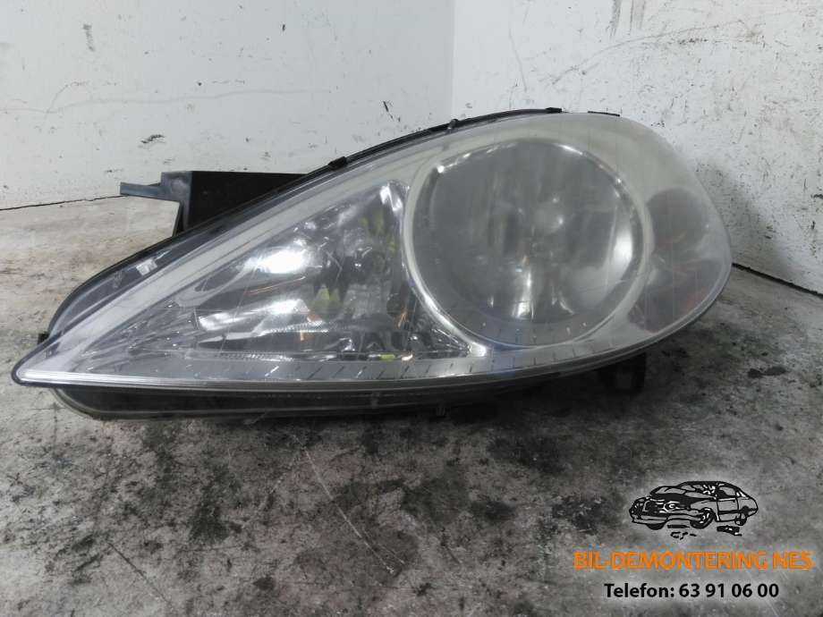 Frontlykt venstre halogen til Mercedes A-Klasse, 2005-2012 (W169) (W169) (0301197201)