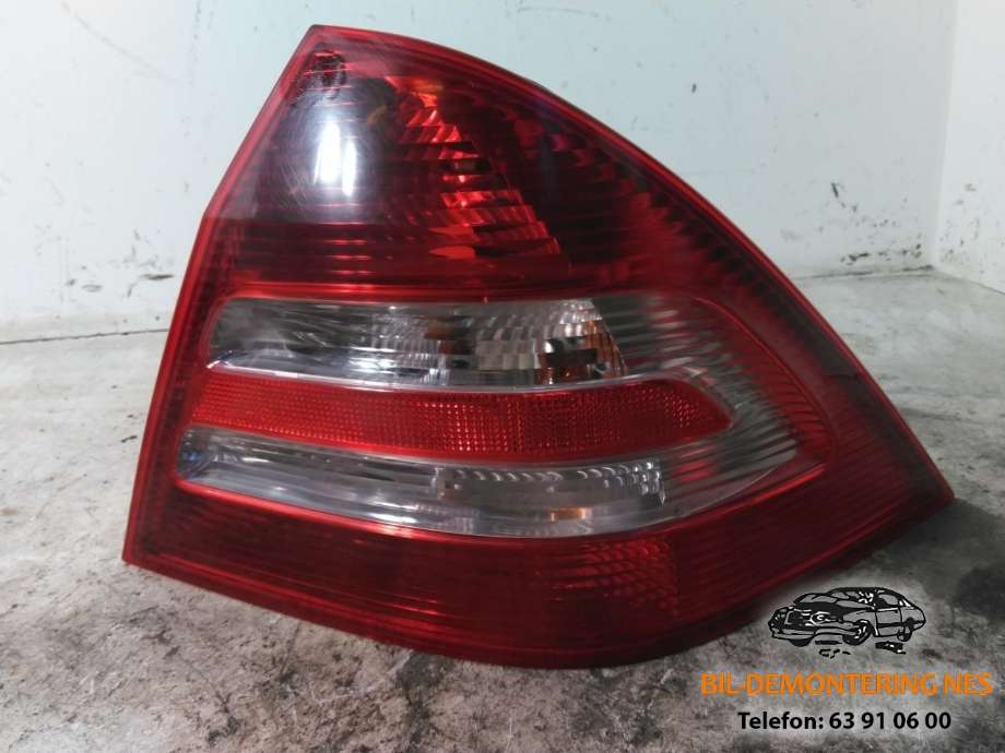 Baklykt høyre til Mercedes C-Klasse, 2004-2007 (Fase 2) (W203) (W203) 