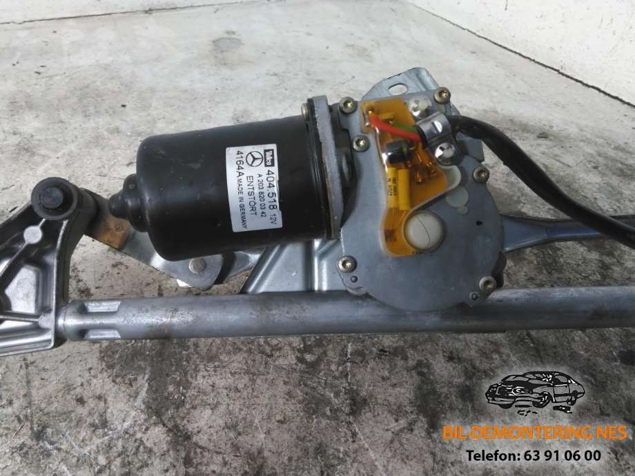 Viskermotor frontrute komplett m/overføring til Mercedes C-Klasse 2004-2007 (Fase 2) (W203) (W203) (A2038200342|404518|)
