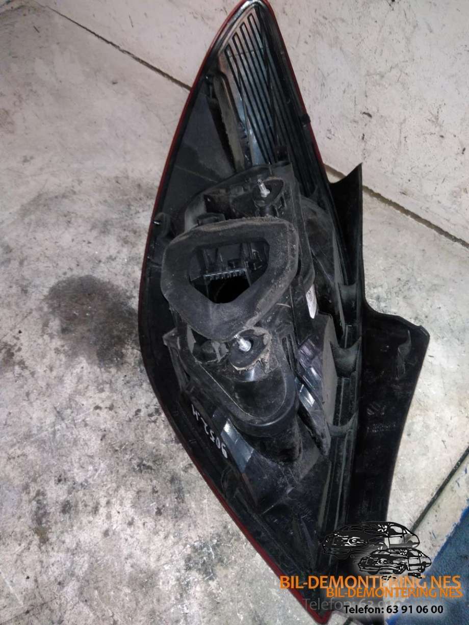 Baklykt høyre til Opel Corsa D 2006-2014  (13269051|)