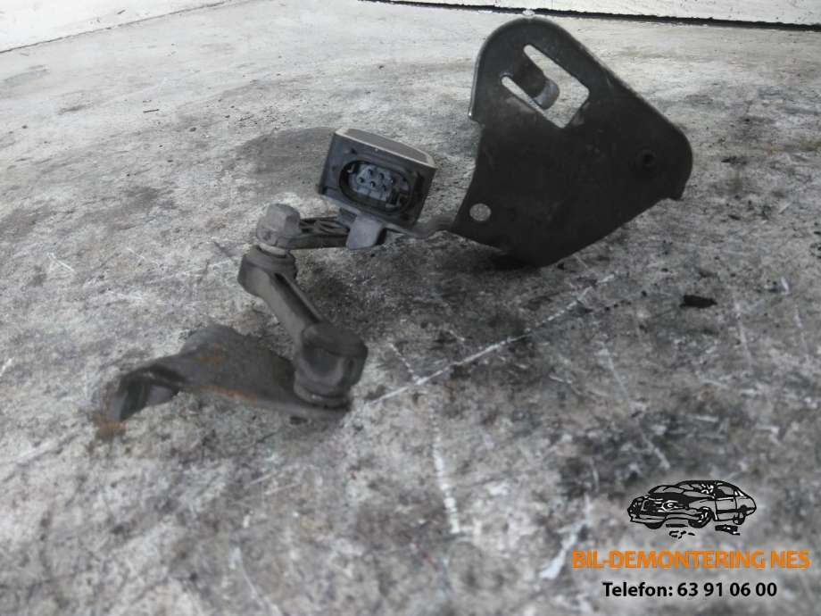 Sensor nivå til Mercedes A-Klasse, 2012-2018 (W176) (W176) (A2463230140)