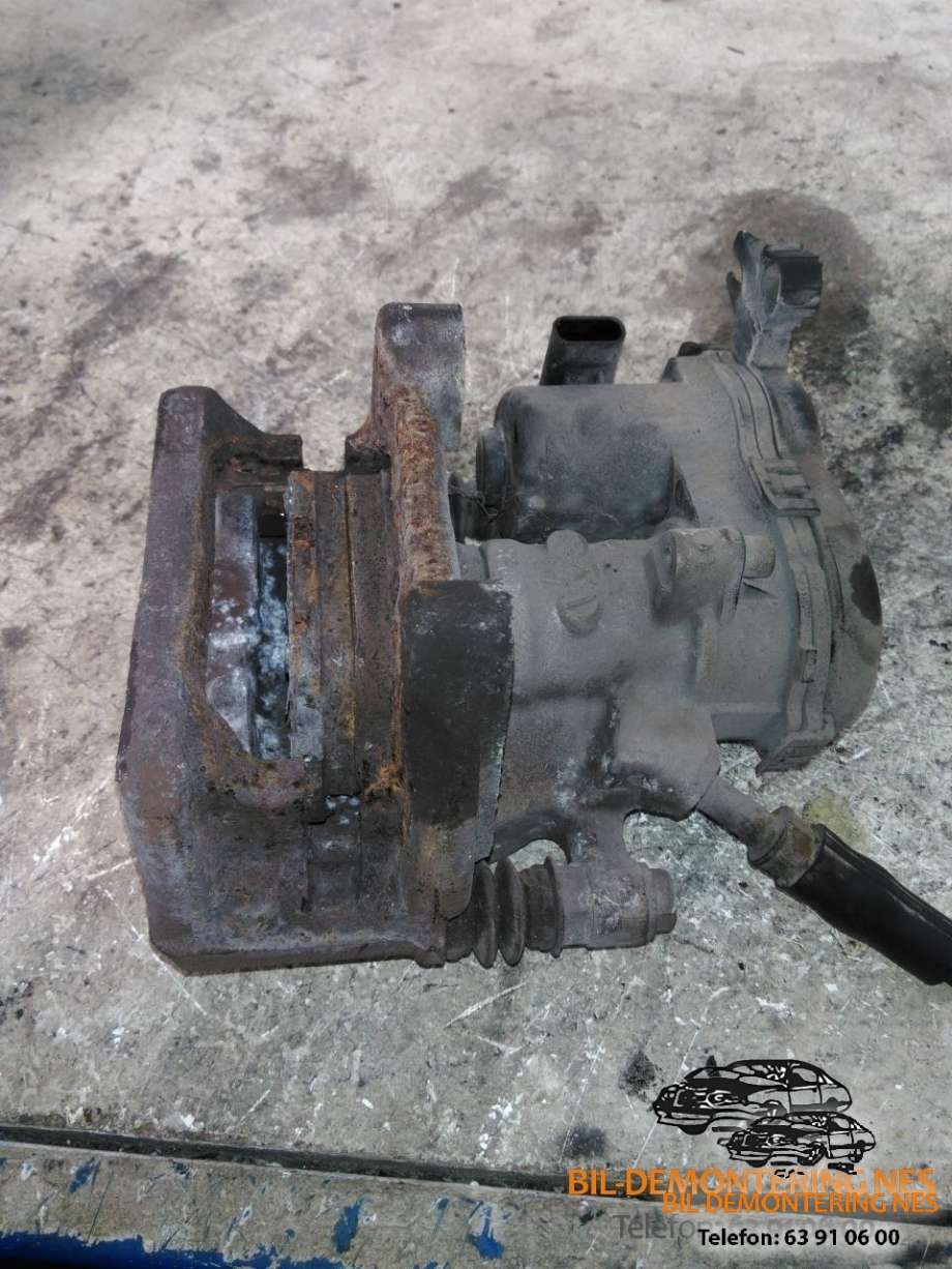 Bremsecaliper høyre bak til Mercedes A-Klasse, 2012-2018 (W176) (W176) (TRW|)