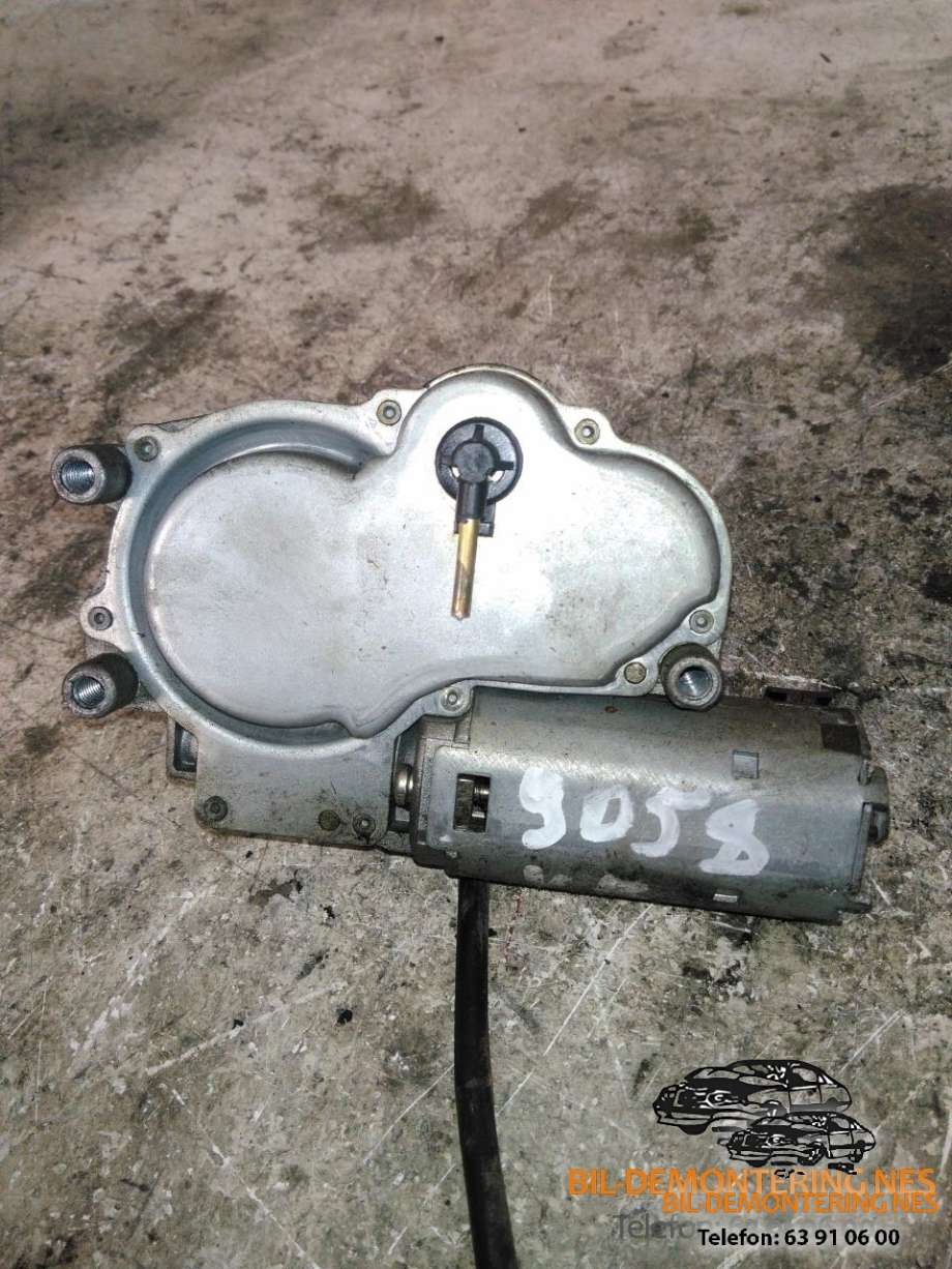 Viskermotor bakrute til Ford Transit 2006-2013  (404500|)