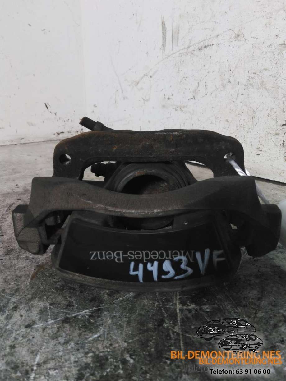 Bremsecaliper venstre foran til Mercedes A-Klasse 2012-2018 (W176) (W176) 