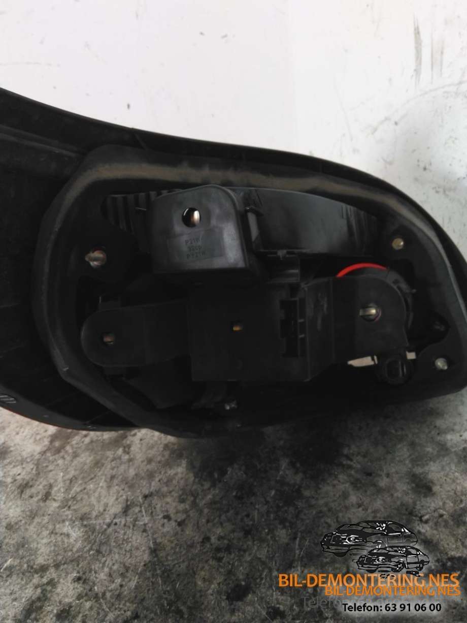 Baklykt høyre til BMW 5-Serie 2003-2010 (E60/E61) (E60/E61) (7165738|E4342U|2VP0086790689787)