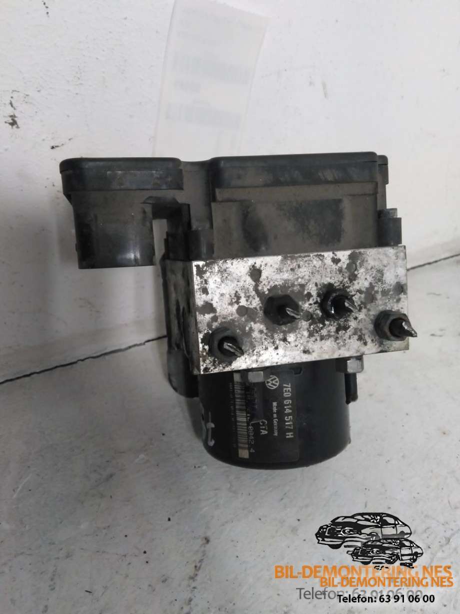 ABS sentral til VW Transporter / Caravelle, 2009-2015 (Fase 2) (T5) (T5) (7E0907379K)
