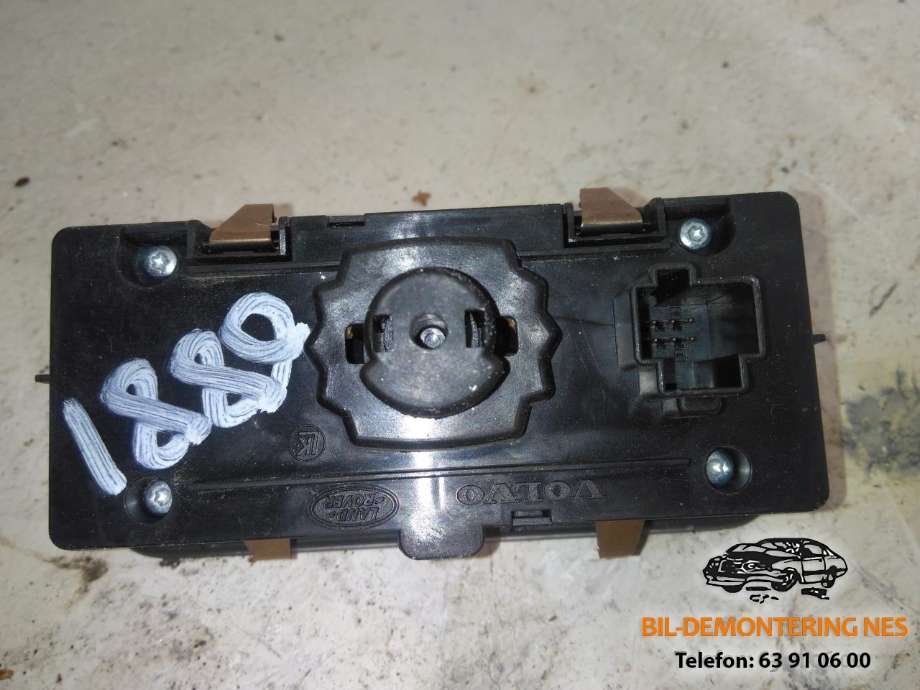 Bryter lys til Volvo V70 2007-2013 (Type III, Fase 1)  (30739414|04066322|)