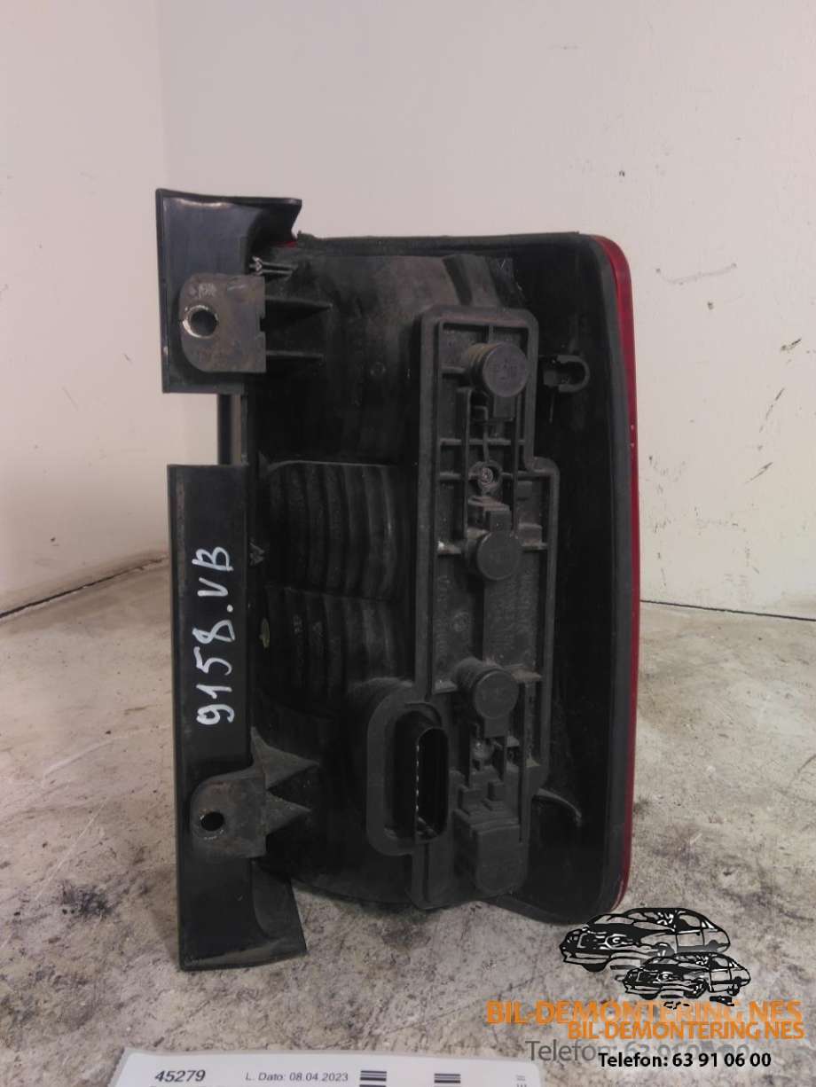 Baklykt venstre til VW Caddy 2004-2010 (Type III, Fase 1)  