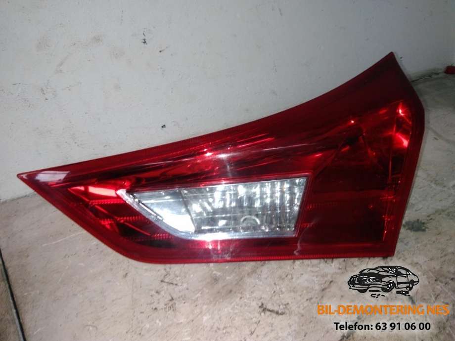 Baklykt høyre indre til Toyota Auris, 2013-2015 (Type II, Fase 1)  (02-260)