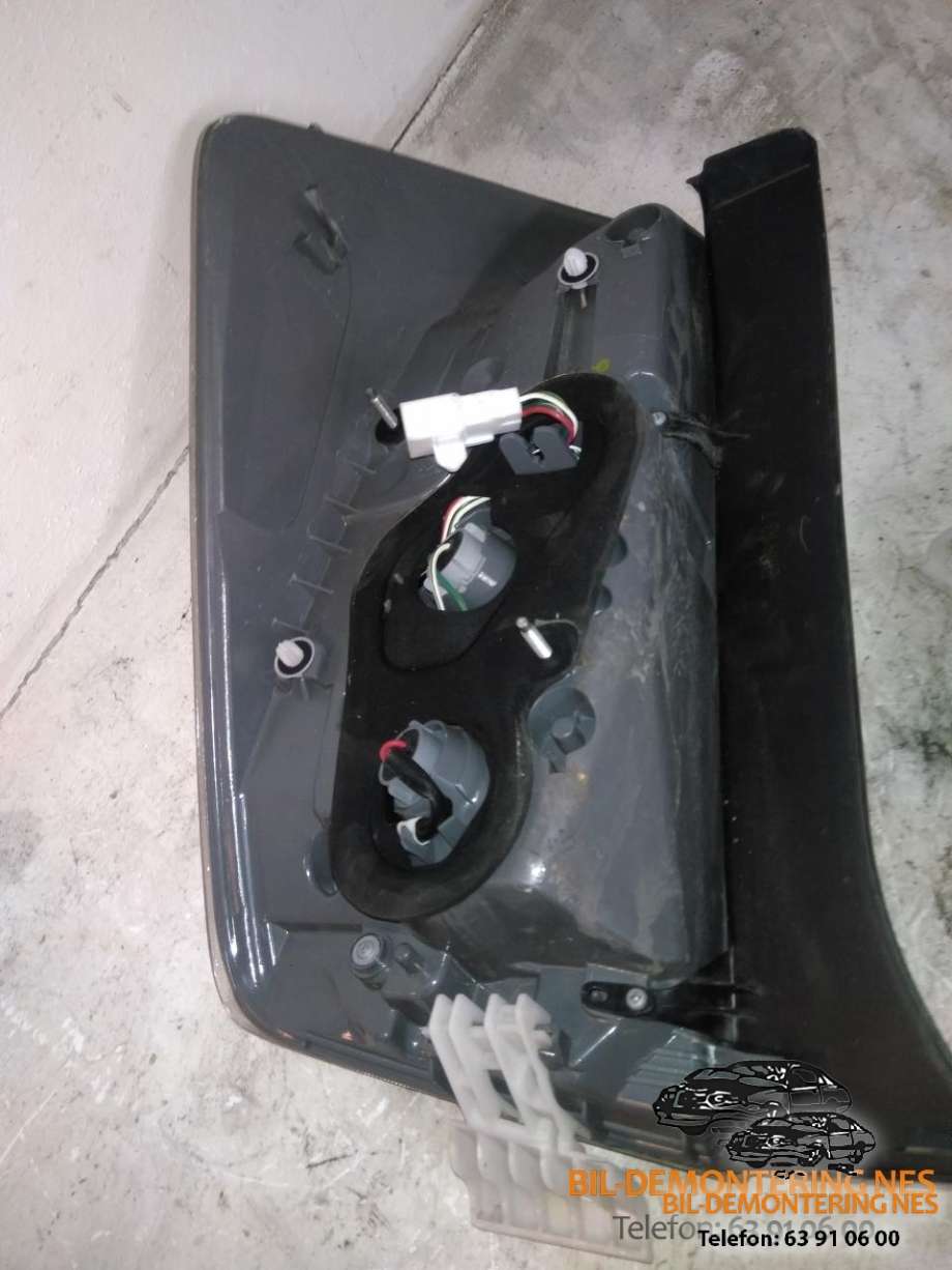 Baklykt høyre til Toyota Prius 2009-2016 (Type III) (COMBI) (COMBI) 