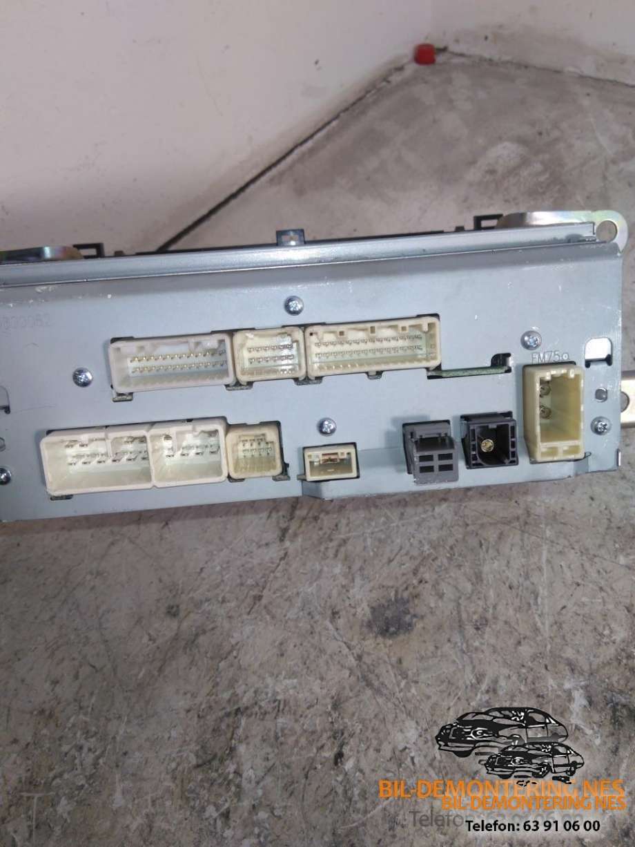 Bilstereo navigasjon til Toyota Auris 2013-2015 (Type II, Fase 1)  