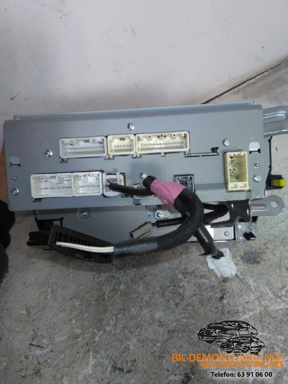Bilstereo navigasjon til Toyota Avensis 2015-2019 (Type III, Fase 2)  