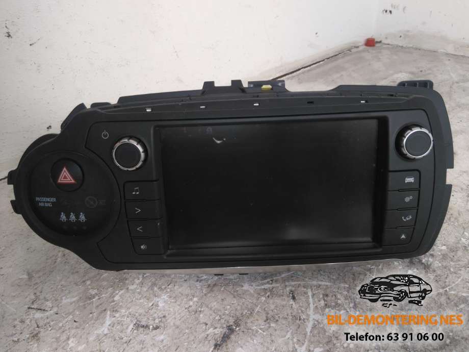Bilstereo navigasjon til Toyota Yaris, 2014-2020 (Type III, Fase 2)  