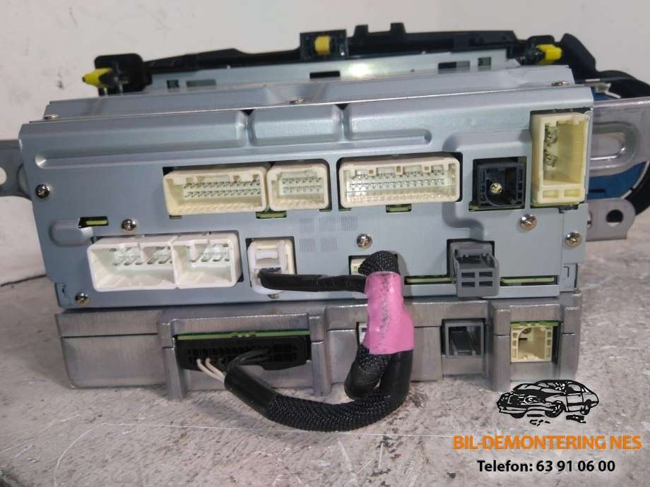 Bilstereo navigasjon til Toyota Yaris 2012-2014 (Type III, Fase 1)  
