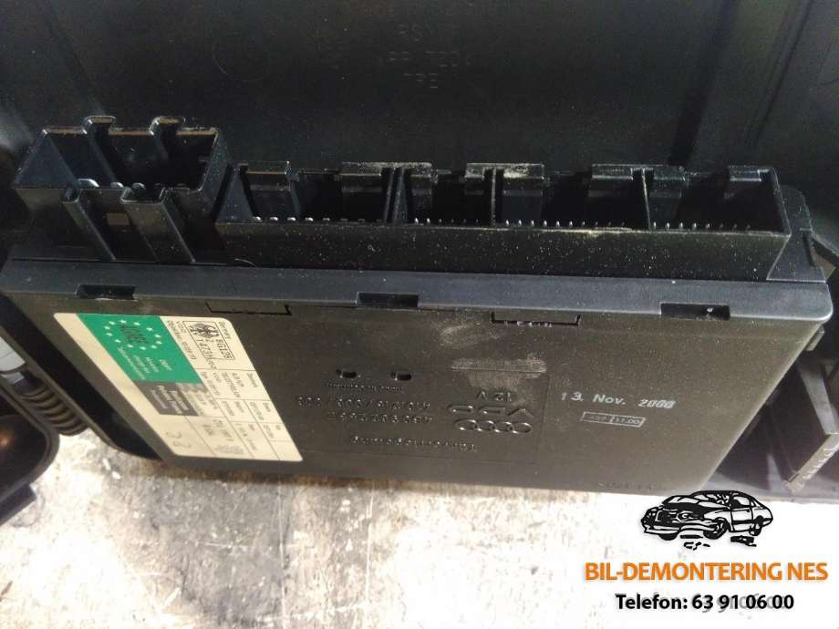 Styreenhet comfort (BCM) til Audi A6 2001-2004 (Type II, Fase 2) (C5) (C5) (4B0962258E|)