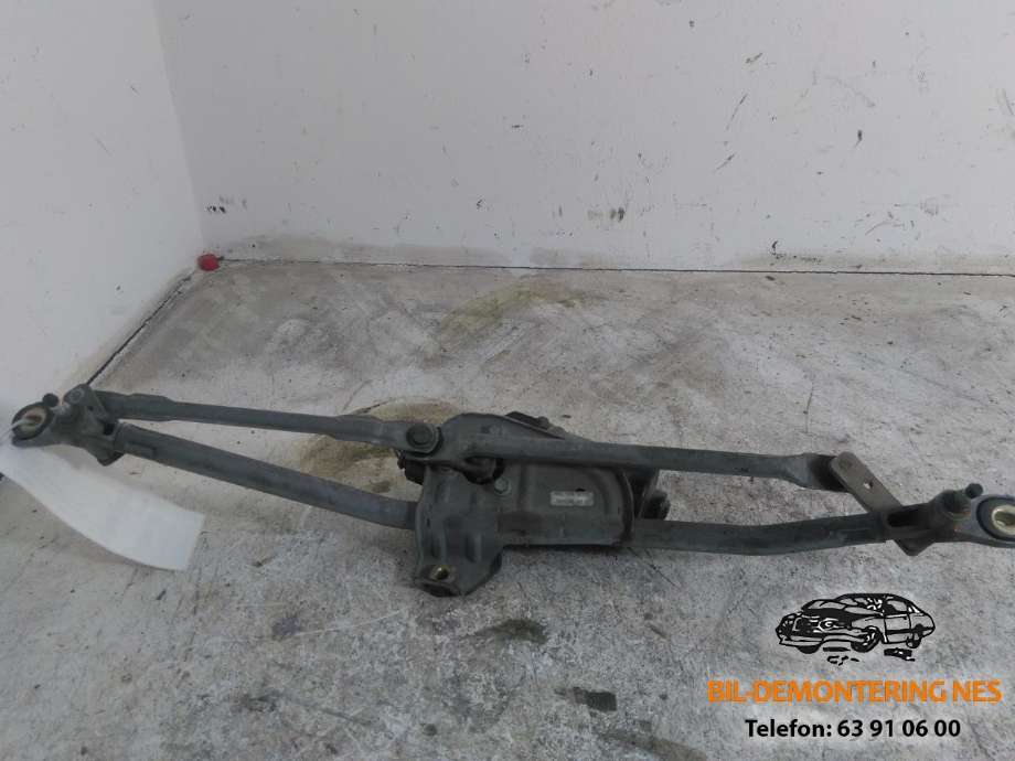 Viskermotor frontrute komplett m/overføring til Audi A6 2001-2004 (Type II, Fase 2) (C5) (C5) (404587|8D1955113C|)