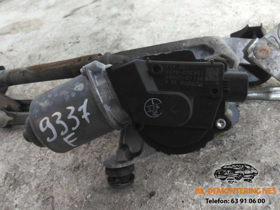 Viskermotor frontrute komplett m/overføring til Toyota Yaris 2006-2009 (Type II, Fase 1)  (851100D080|1593000432|)