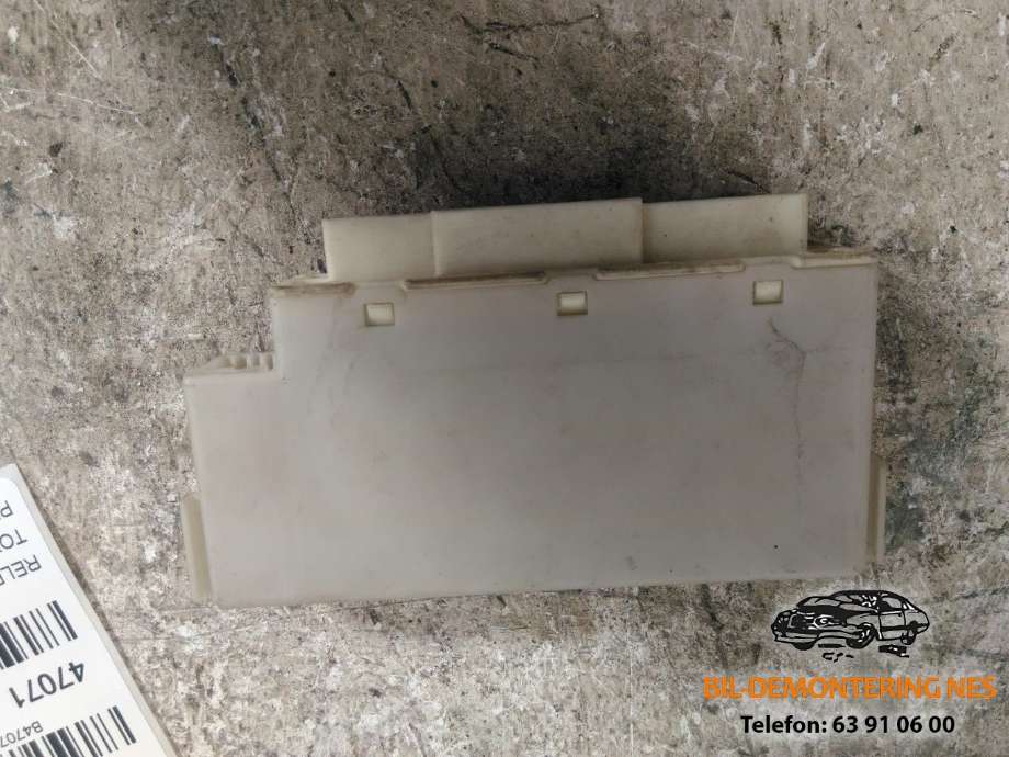 Rele diverse til Toyota Prius +7, 2012-2020 (Type III) (stasjonsvogn) (stasjonsvogn) (8264147090)