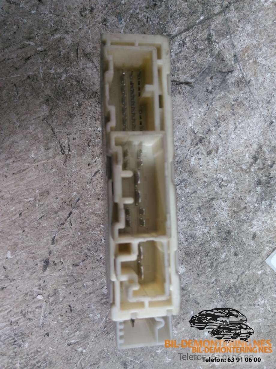Rele diverse til Toyota Prius +7 2012-2020 (Type III) (stasjonsvogn) (stasjonsvogn) (8264147090|)