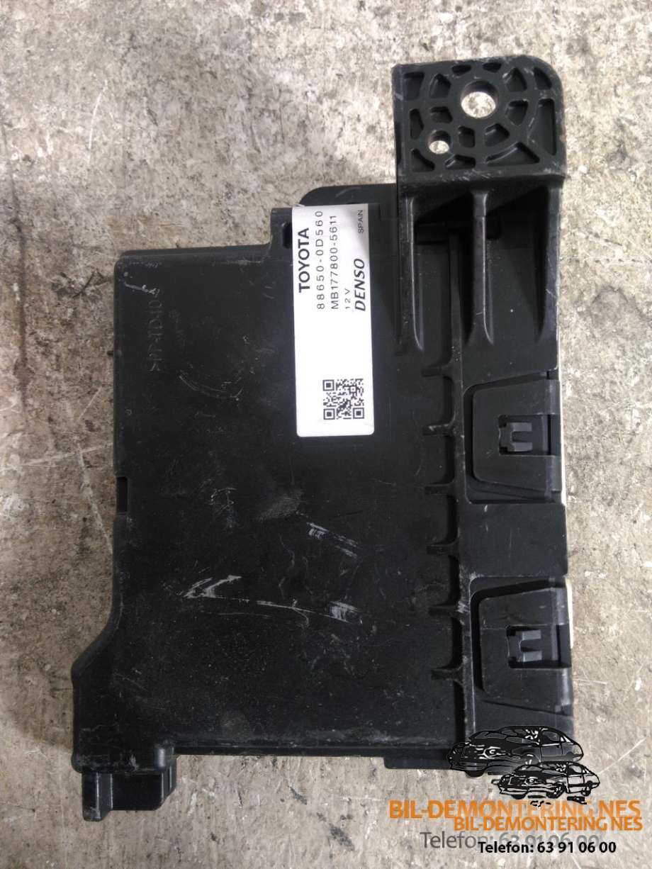Styreenhet klima/aircondition til Toyota Yaris, 2014-2020 (Type III, Fase 2)  (886500D560)