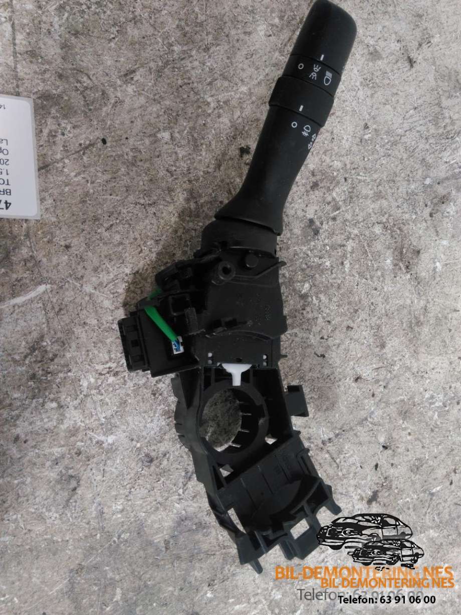 Bryter lys til Toyota Yaris, 2014-2020 (Type III, Fase 2)  (173832)