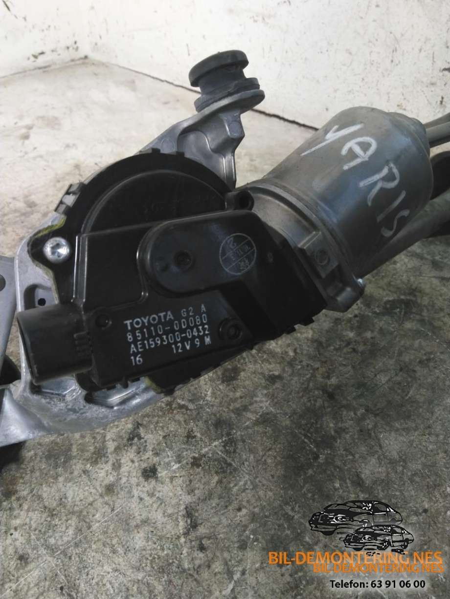 Viskermotor frontrute komplett m/overføring til Toyota Yaris 2006-2009 (Type II, Fase 1)  (851100D080|)