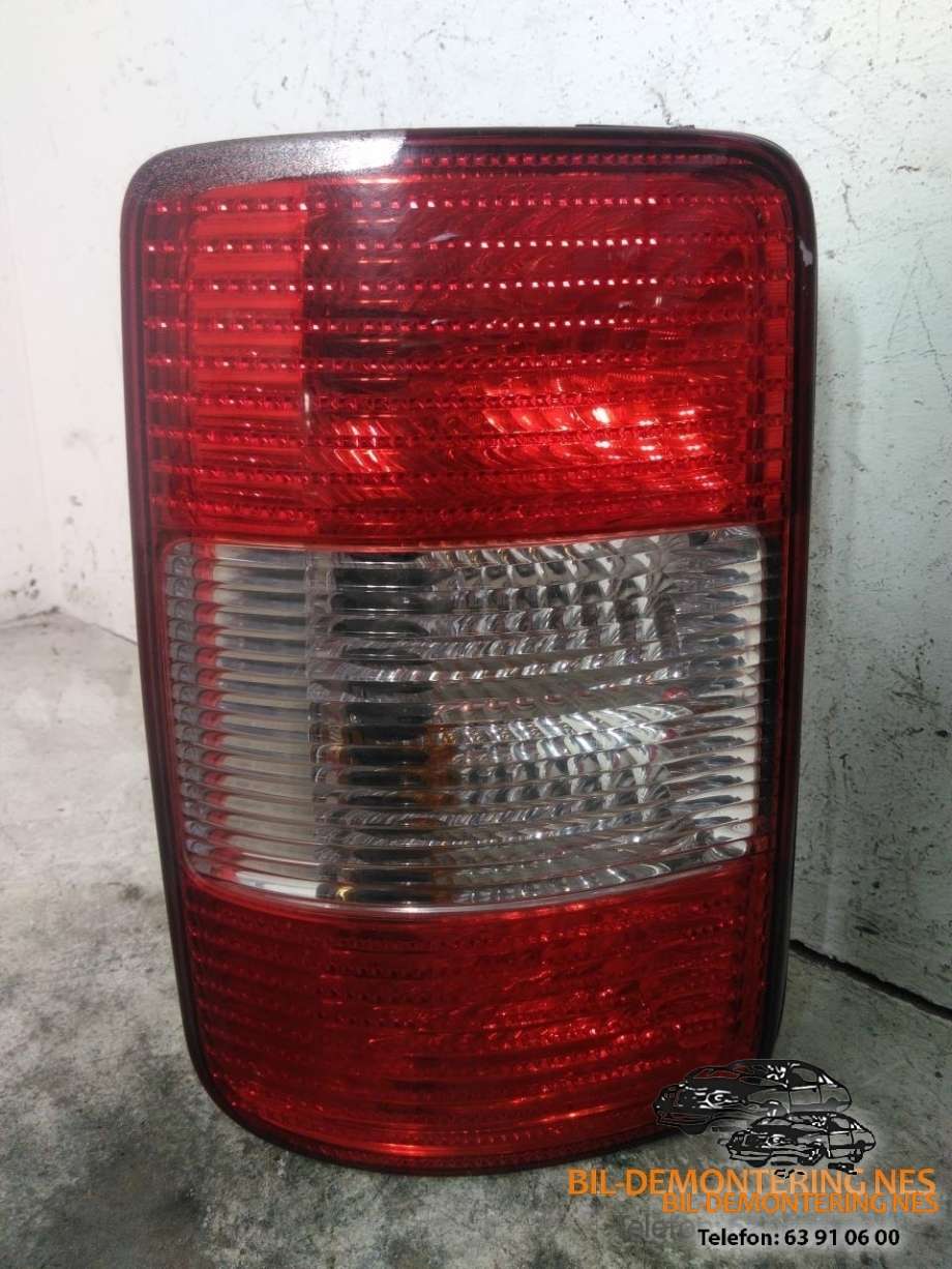 Baklykt venstre til VW Caddy, 2004-2010 (Type III, Fase 1)  