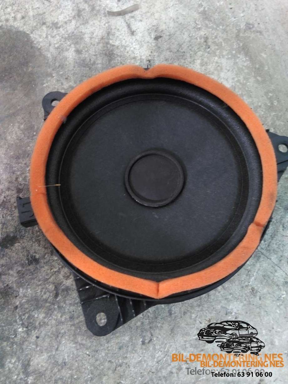 Bilstereo høyttaler til Toyota RAV4 2016-2019 (Type IV, Fase 2)  (8942007801A|26217J0801|)