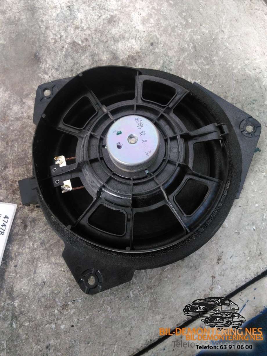 Bilstereo høyttaler til Toyota RAV4 2016-2019 (Type IV, Fase 2)  (25817J0301|8942002502A|)