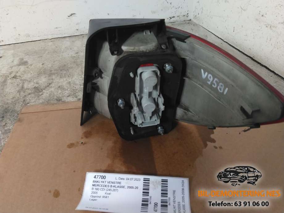 Baklykt venstre til Mercedes B-Klasse 2005-2008 (Fase 1) (W245) (W245) 