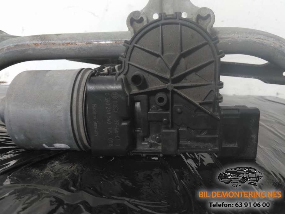 Viskermotor frontrute komplett m/overføring til Peugeot 207 2006-2012  (0390241540|)