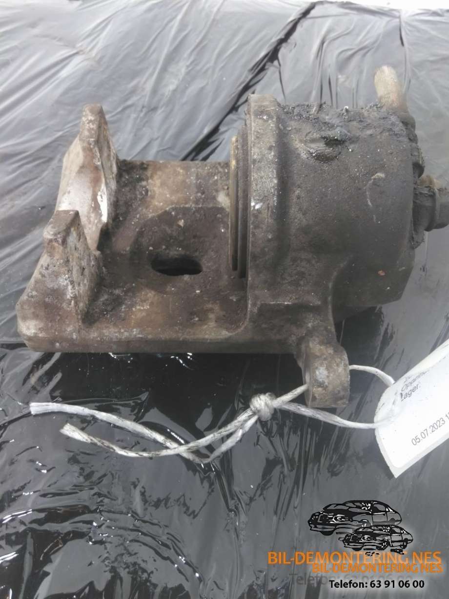 Bremsecaliper venstre foran til Toyota Prius 2004-2009 (Type II) (COMBI) (COMBI)