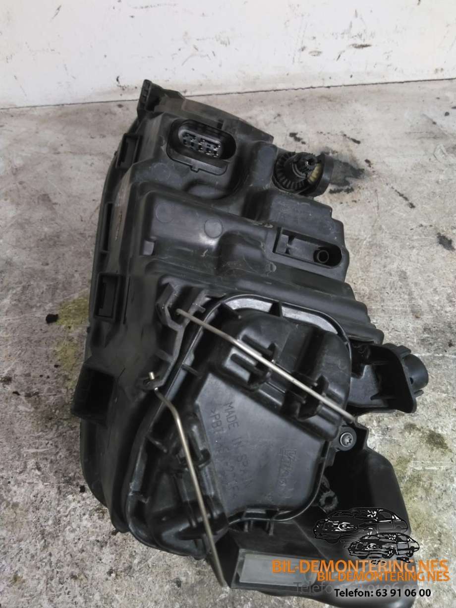 Frontlykt høyre halogen til VW Polo 2009-2014 (Type V, Fase 1)  (89093890|6R941016E|)