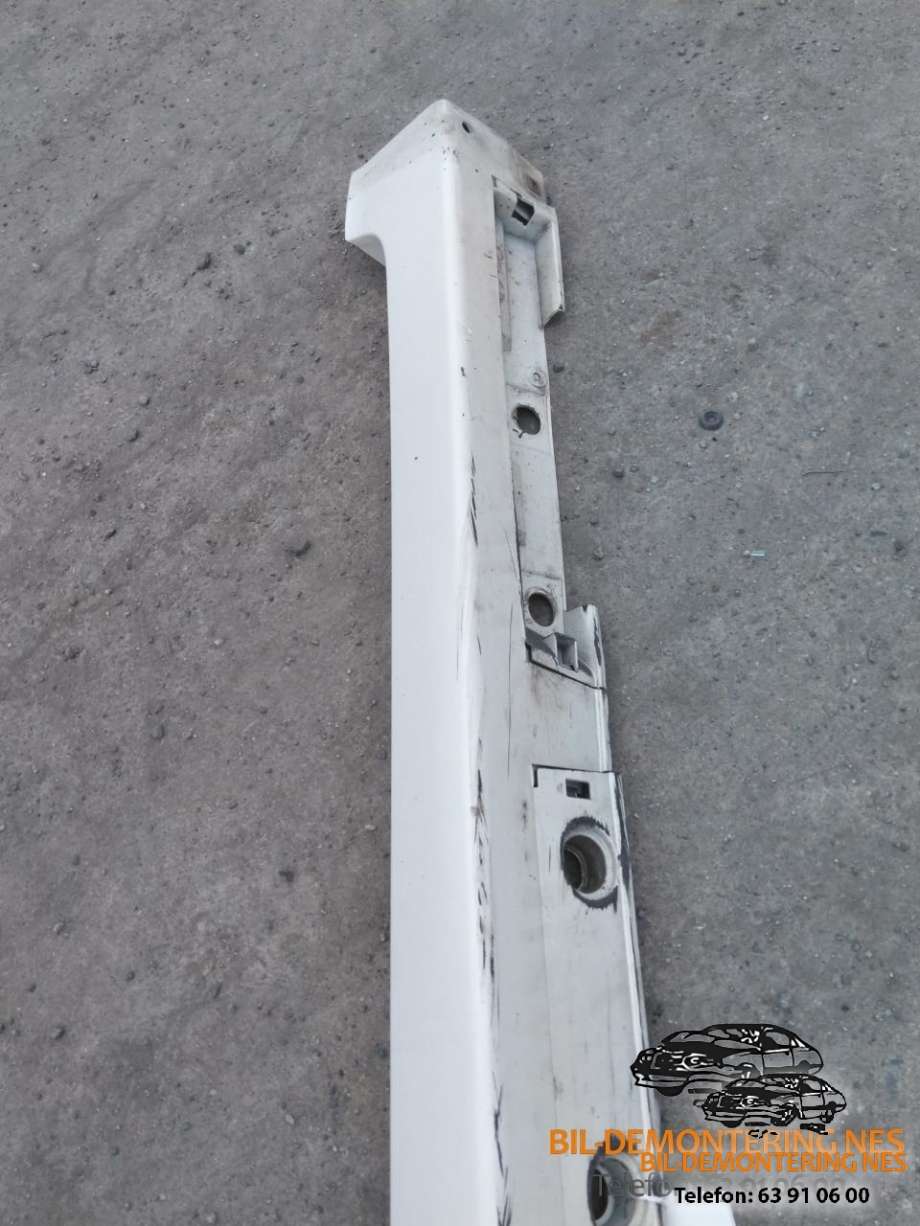 Kanalskjørt høyre til Toyota Yaris 2003-2005 (Type I, Fase 2)  